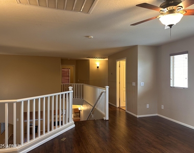 16116 W Magnolia Street - Photo Thumbnail 7