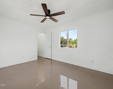 16223 N 40th Place - Photo Thumbnail 38