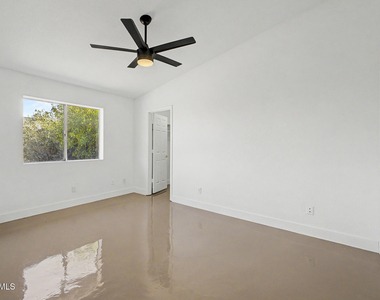 16223 N 40th Place - Photo Thumbnail 44