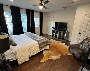 722 S Prairieville - Photo Thumbnail 16