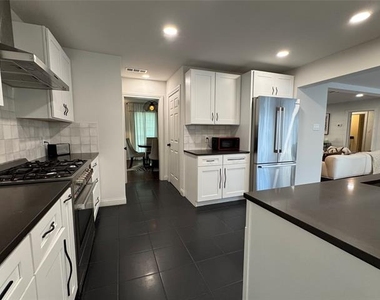 722 S Prairieville - Photo Thumbnail 7