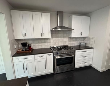 722 S Prairieville - Photo Thumbnail 8
