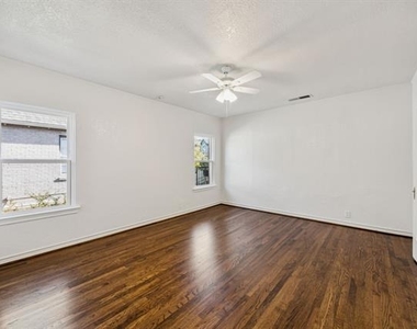 4147 Emerson Avenue - Photo Thumbnail 11