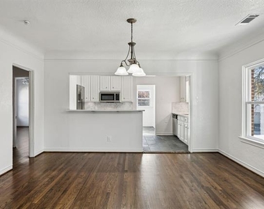 4147 Emerson Avenue - Photo Thumbnail 4