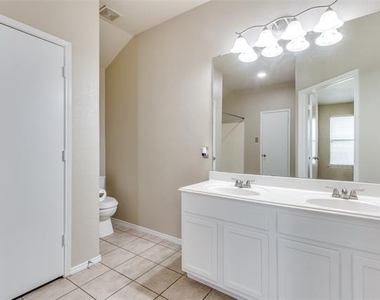 3729 Verde Drive - Photo Thumbnail 11