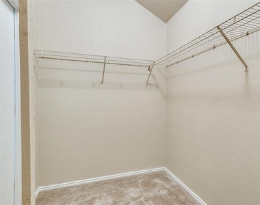3729 Verde Drive - Photo Thumbnail 12