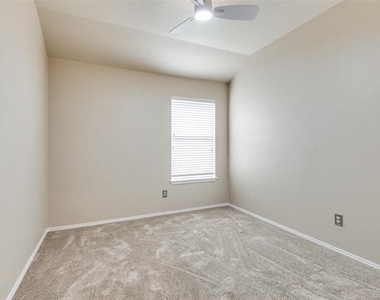 3729 Verde Drive - Photo Thumbnail 19