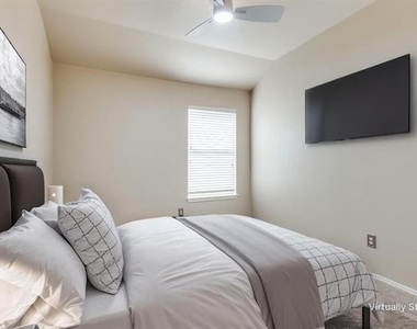 3729 Verde Drive - Photo Thumbnail 18