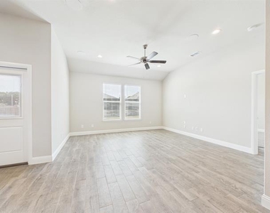 2304 Blackcap Street - Photo Thumbnail 14