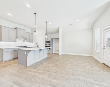 2304 Blackcap Street - Photo Thumbnail 10