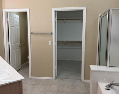 5434 W Saint John Road - Photo Thumbnail 22