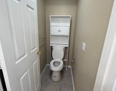 5434 W Saint John Road - Photo Thumbnail 19