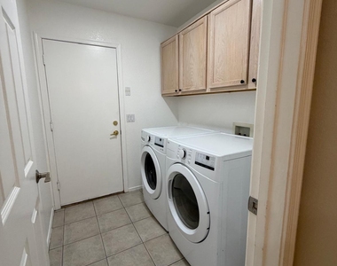 5434 W Saint John Road - Photo Thumbnail 23