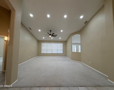 5434 W Saint John Road - Photo Thumbnail 4