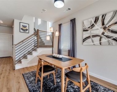 3711 Rosemont Drive - Photo Thumbnail 8