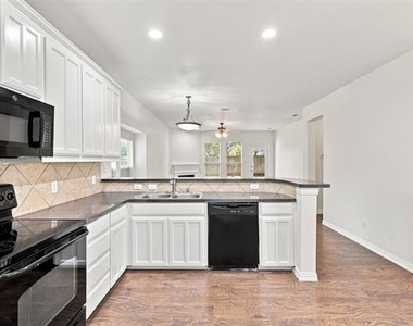 1908 Hopkins Drive - Photo Thumbnail 9
