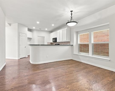 1908 Hopkins Drive - Photo Thumbnail 12