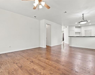 1908 Hopkins Drive - Photo Thumbnail 16