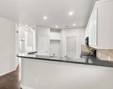 1908 Hopkins Drive - Photo Thumbnail 10
