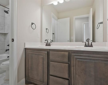 1217 Snowbird Drive - Photo Thumbnail 20