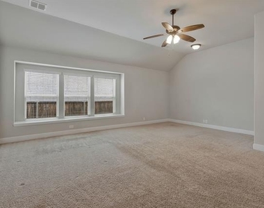 1217 Snowbird Drive - Photo Thumbnail 14