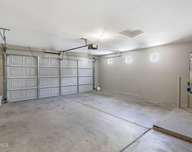 18185 W Rimrock Street - Photo Thumbnail 30
