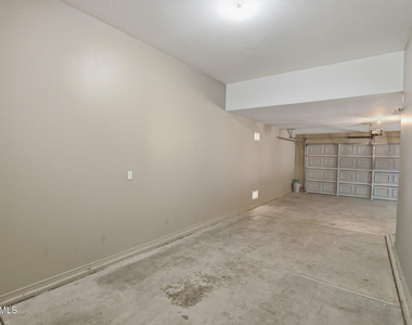 18185 W Rimrock Street - Photo Thumbnail 29