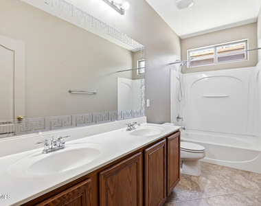 18185 W Rimrock Street - Photo Thumbnail 14