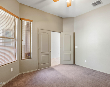 18185 W Rimrock Street - Photo Thumbnail 4