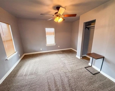 528 W Florence - Photo Thumbnail 4