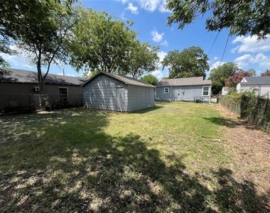 2546 Searcy Drive - Photo Thumbnail 9