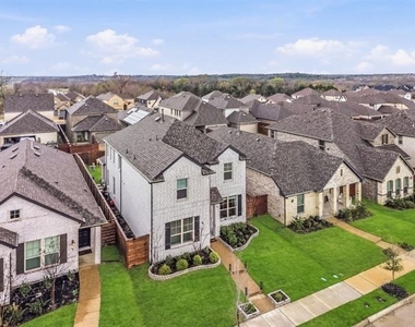 1908 Twisted Tree Lane - Photo Thumbnail 36