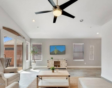 8771 E Pinchot Avenue - Photo Thumbnail 4