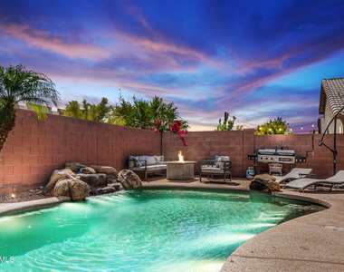 8771 E Pinchot Avenue - Photo Thumbnail 10