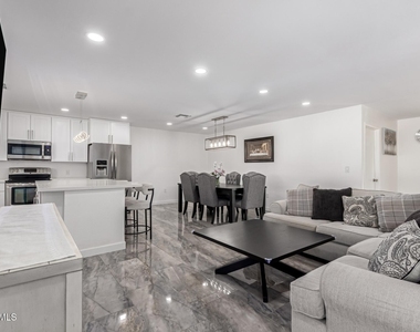 1853 W Plata Avenue - Photo Thumbnail 5