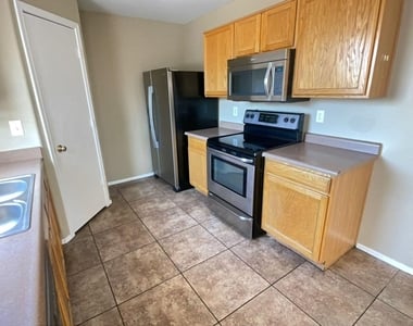 7381 W Palo Verde Drive - Photo Thumbnail 5