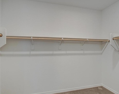 1266 E Kingman Street - Photo Thumbnail 17