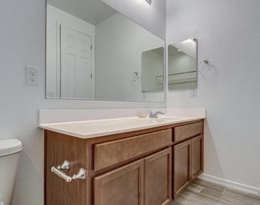 1266 E Kingman Street - Photo Thumbnail 31