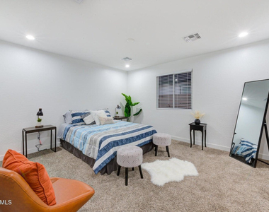 1821 W Hadley Street - Photo Thumbnail 18