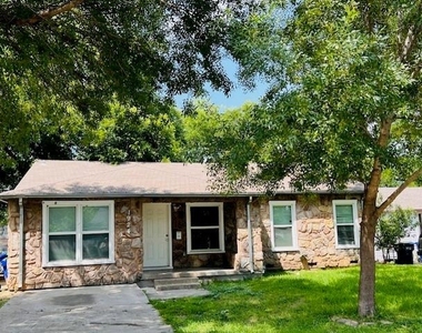 1924 Connally Street - Photo Thumbnail 2