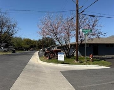 1705 Chris Craft Drive - Photo Thumbnail 4