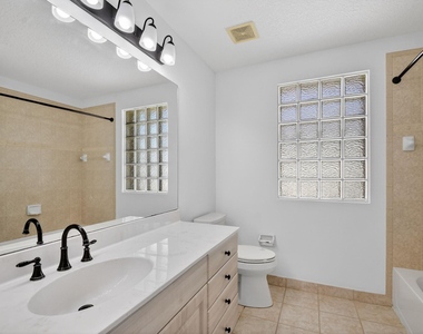 4795 S Classical Boulevard - Photo Thumbnail 43