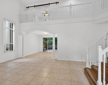 4795 S Classical Boulevard - Photo Thumbnail 4