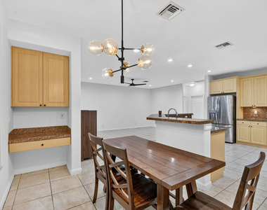 4795 S Classical Boulevard - Photo Thumbnail 16