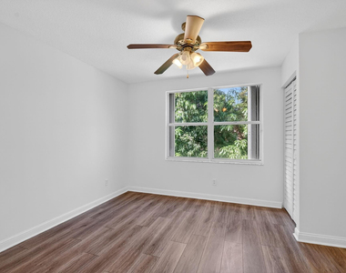 4795 S Classical Boulevard - Photo Thumbnail 35