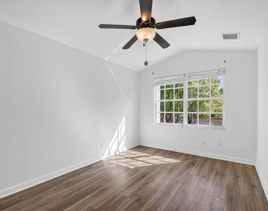 4795 S Classical Boulevard - Photo Thumbnail 40