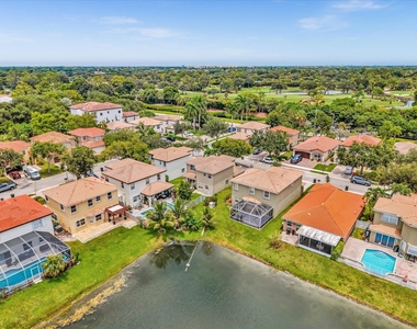 7145 Crescent Creek Place - Photo Thumbnail 52