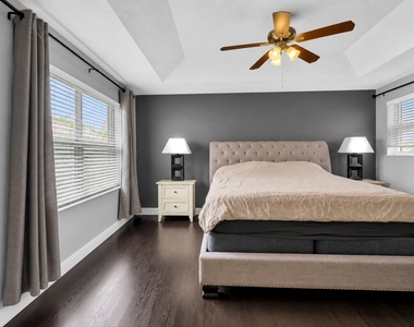 7145 Crescent Creek Place - Photo Thumbnail 43