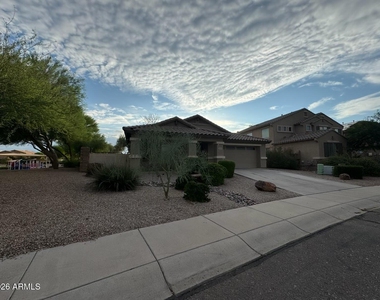28804 N Broken Shale Drive - Photo Thumbnail 3