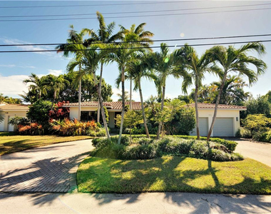 1132 Ne 105th Street - Photo Thumbnail 44
